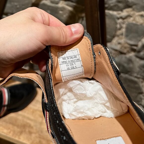 Thom Browne Black Pebbled Grosgrain Tricolour Strap Long Wingtip Shoes - Picture 11 of 11